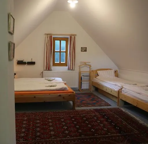 Vakantiehuis By The Woods Balatonhenye